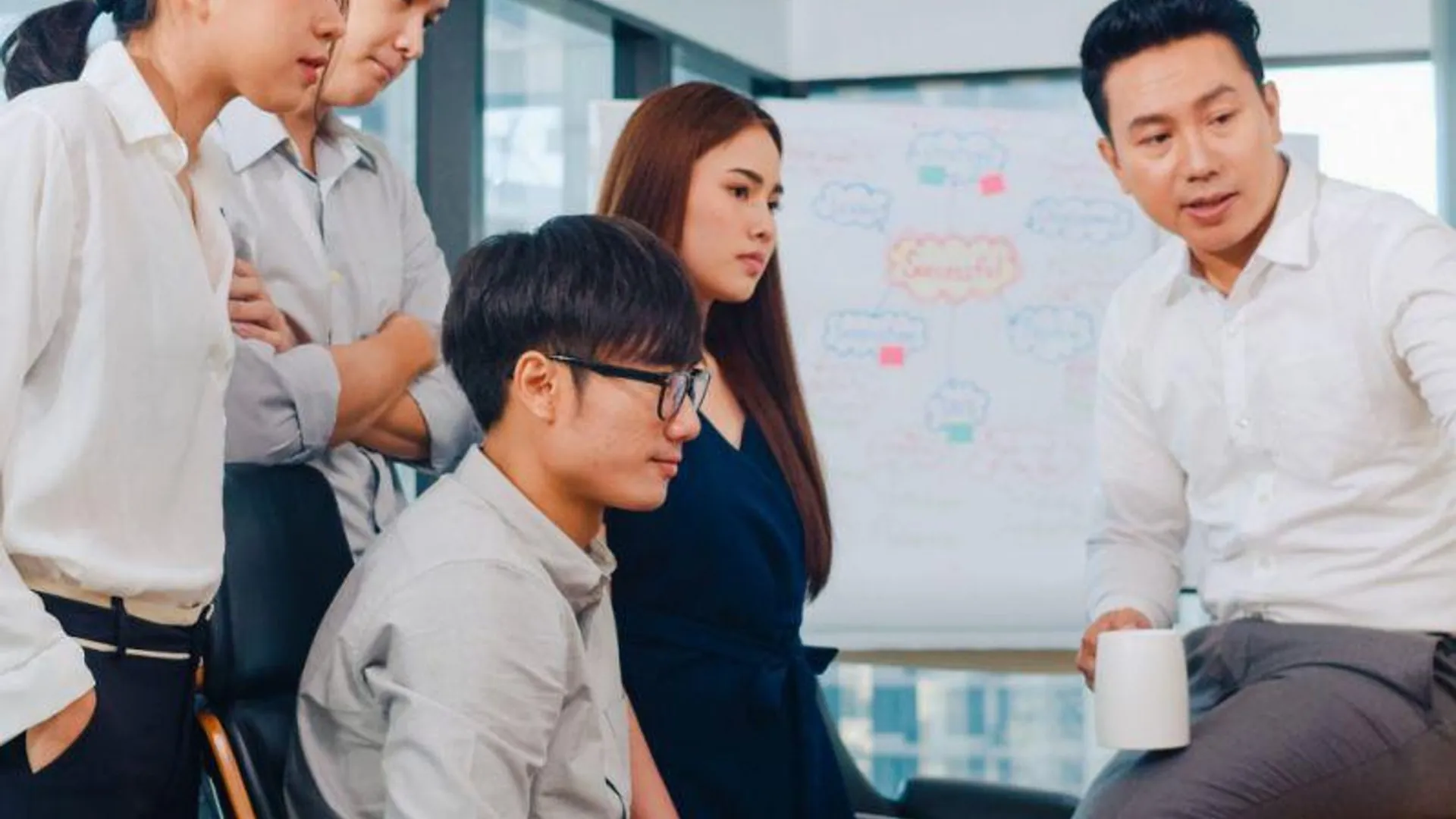 Hình ảnh minh họa sự hỗ trợ và hy vọng cho người gặp vấn đề cờ bạc